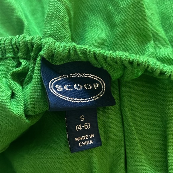 Bright green tie-back shirt - Picture 3 of 3